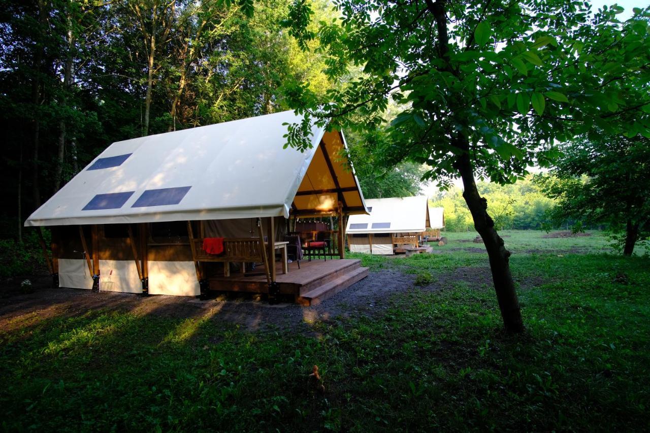 Глемпінг Шатро Hotel Ul'yaniki Екстериор снимка